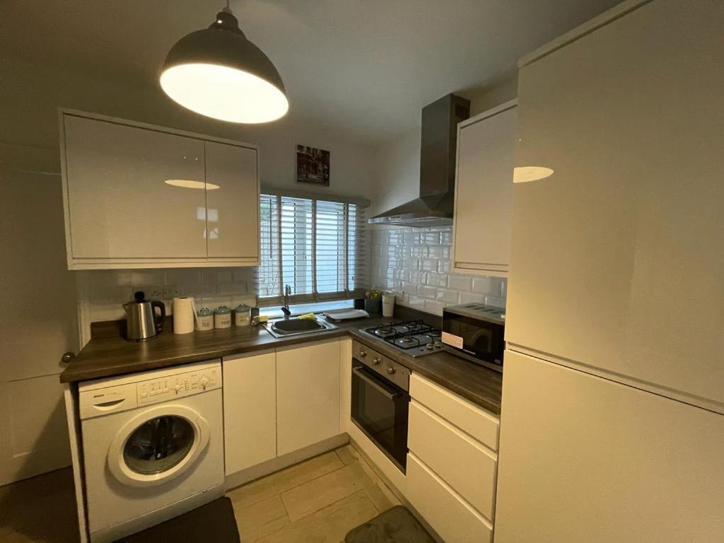 House - By Suitely Holiday home Cheltenham