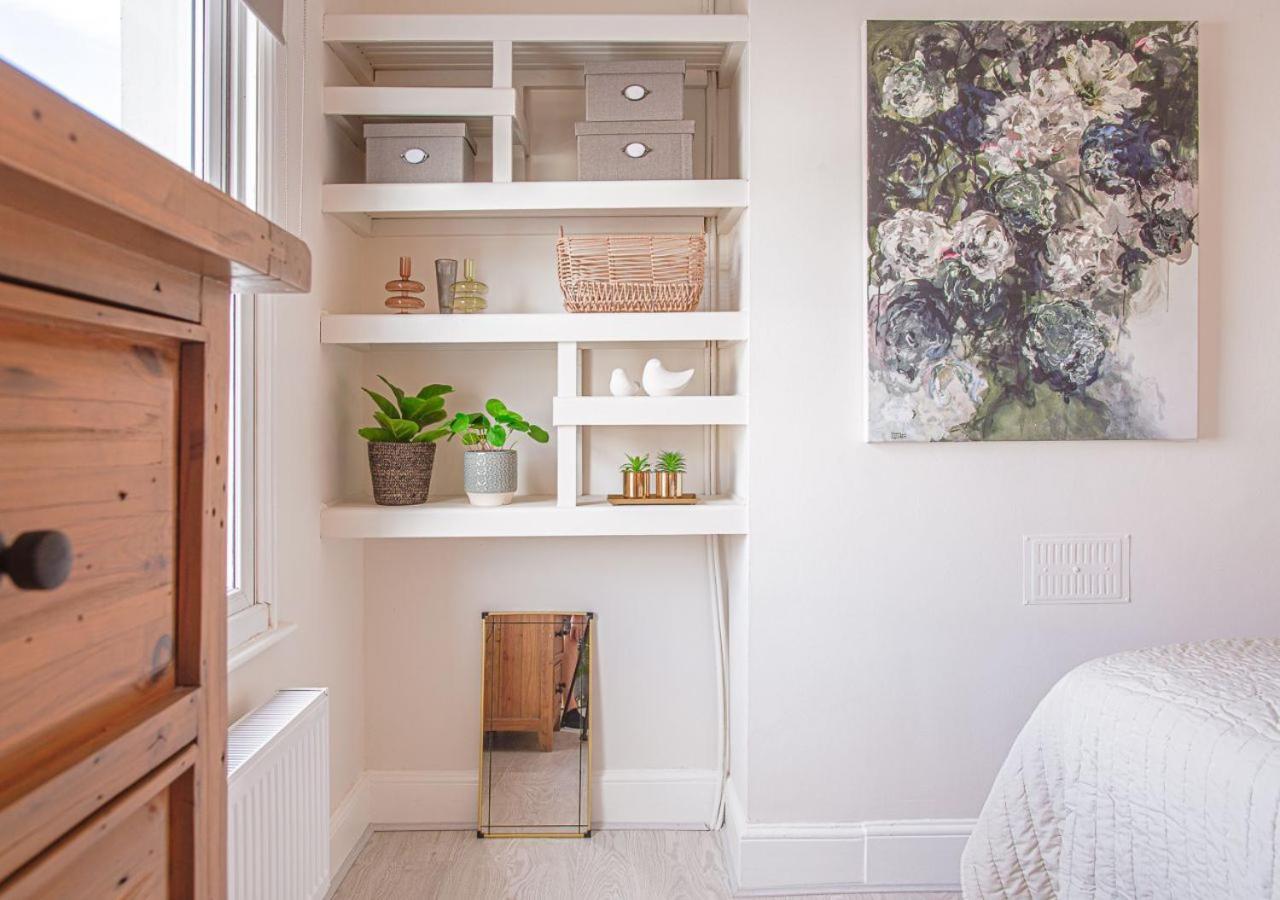 Stunning Townhouse With Large Garden - Sleeps 8! * Cheltenham