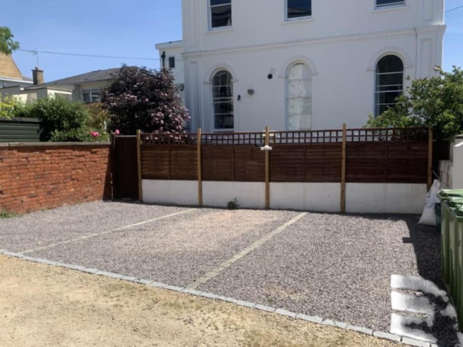 Apartment Beautiful & Vast Free Parking *