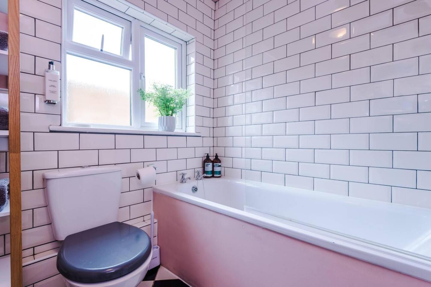 Lovely In Cheltehnam Parking & Great Location * Cheltenham