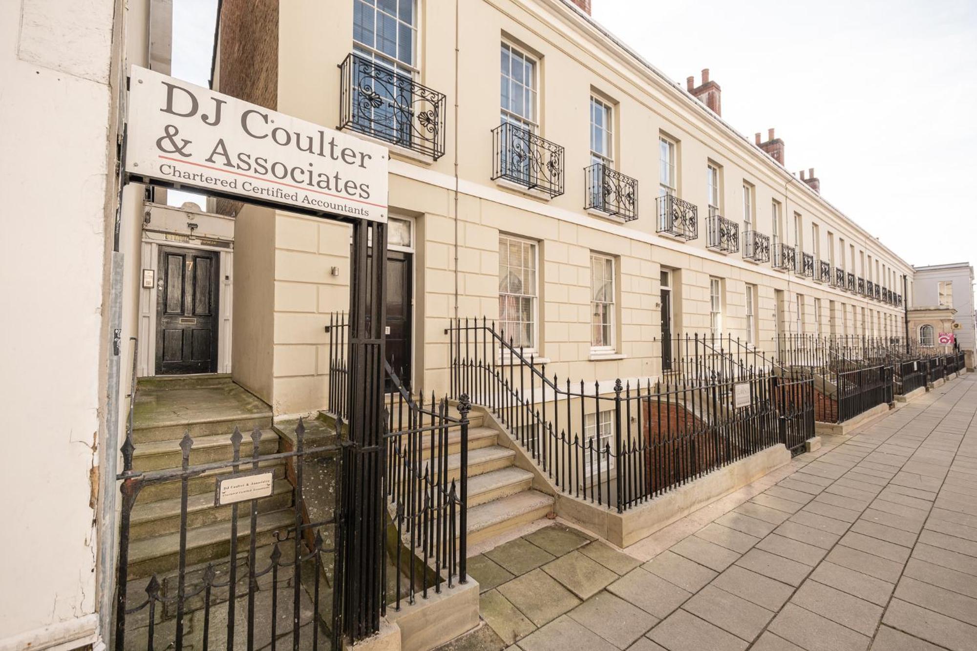 Gorgeous 1 Bed In Cheltenham!