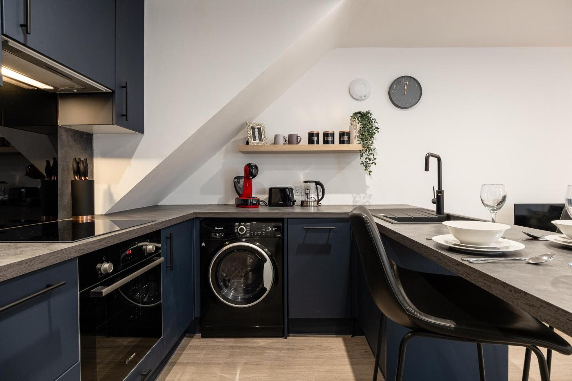 Gorgeous 1 Bed In Cheltenham! * Cheltenham