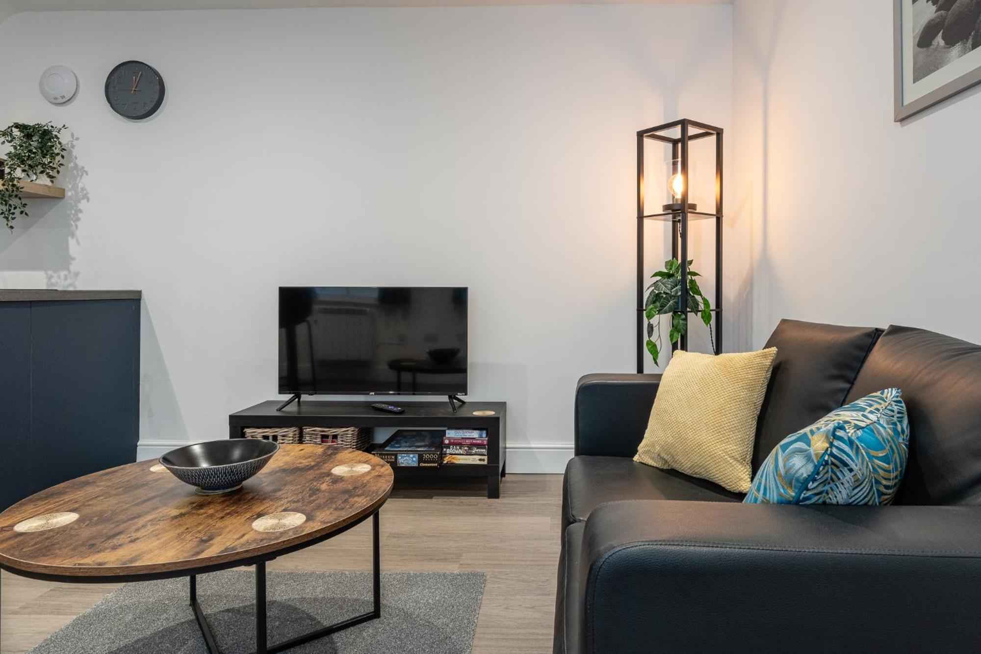 Gorgeous 1 Bed In Cheltenham! Apartment