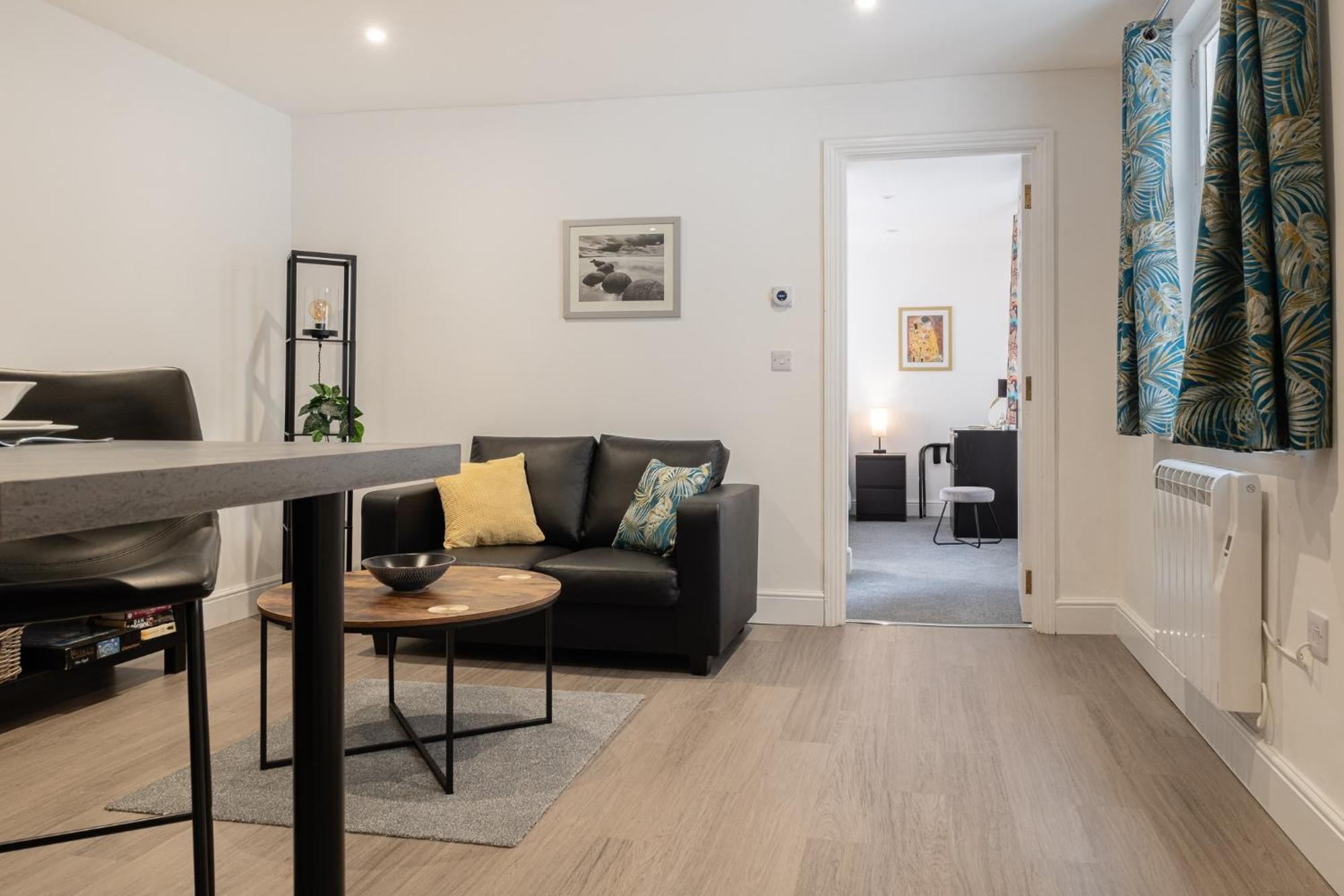 Gorgeous 1 Bed In Cheltenham! * Cheltenham