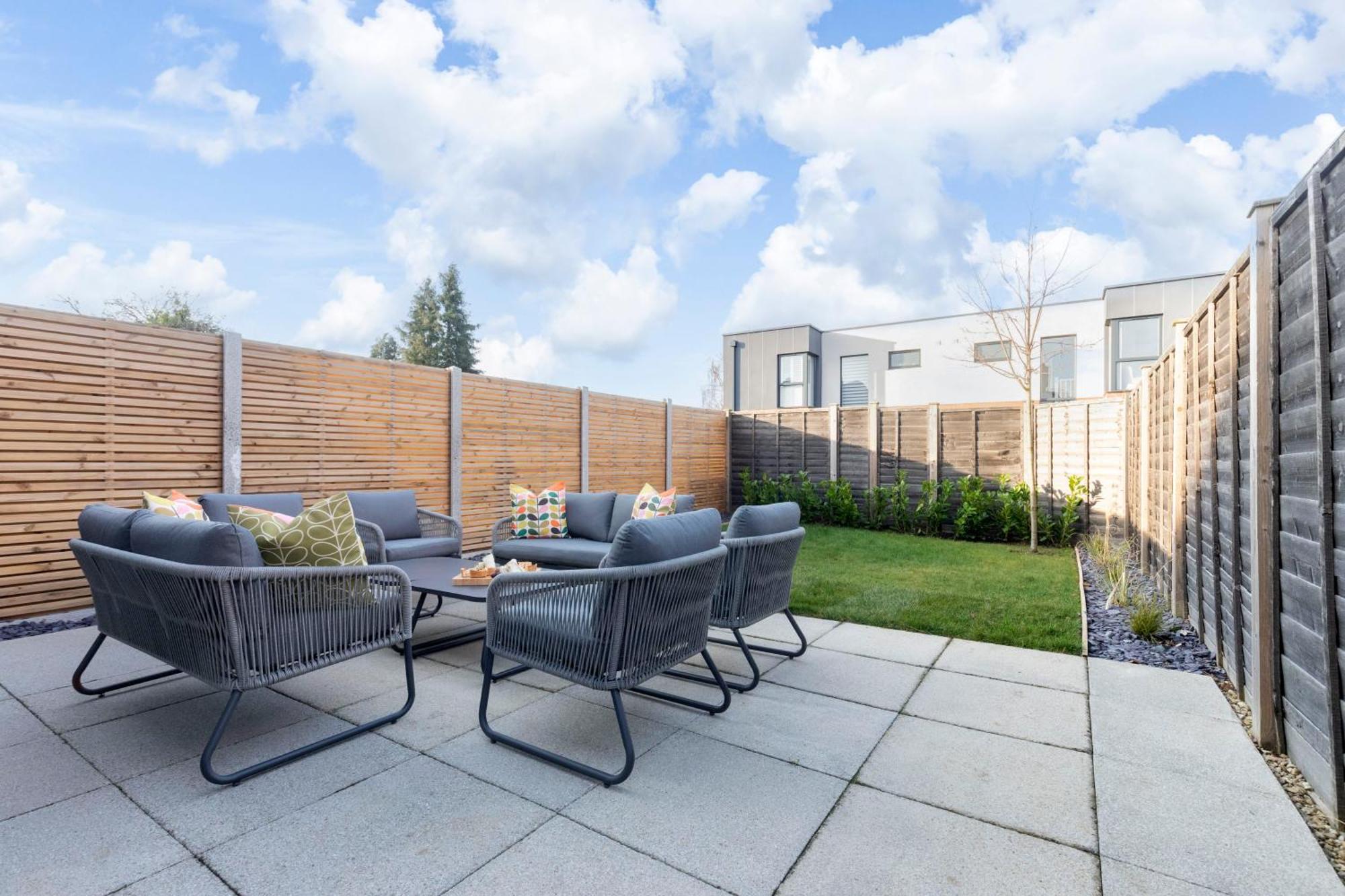 Holiday home Elliot Oliver - The Old Surgery - Stunning 4 Bedroom With Parking In *