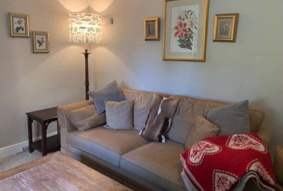 Tiesel In The Cotswolds * Cheltenham
