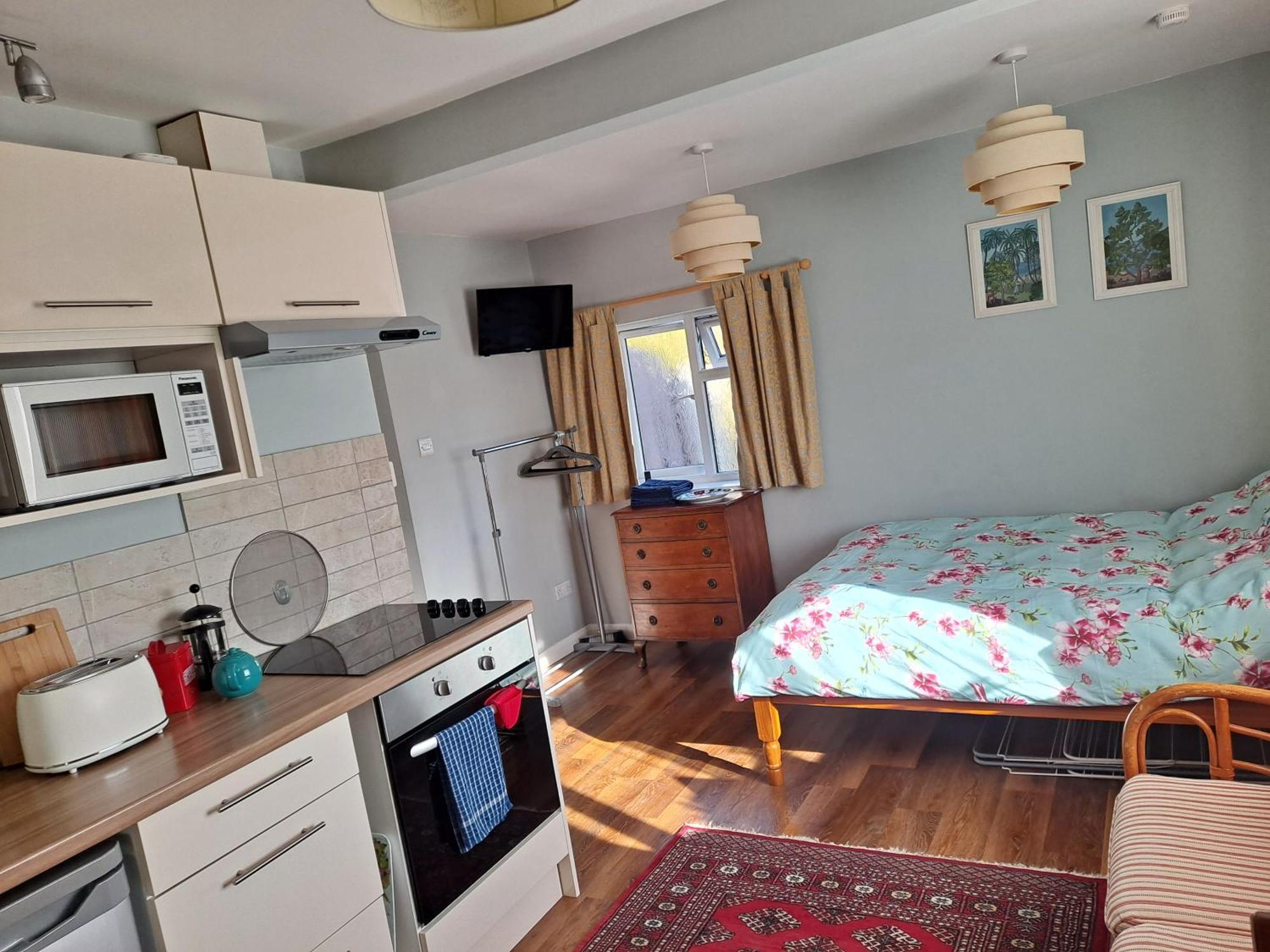 Apartment Cheltenham Studio Apartment *
