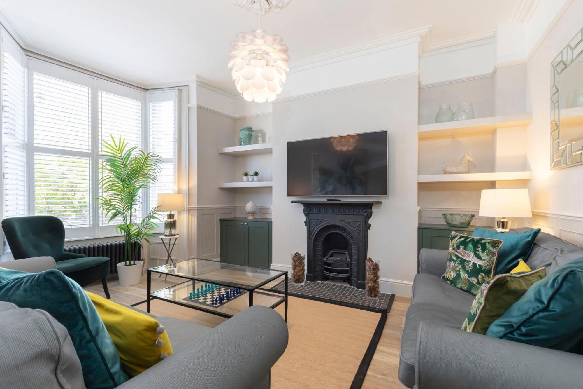 Holiday home Stunning 5 Bed 4 Bath Period