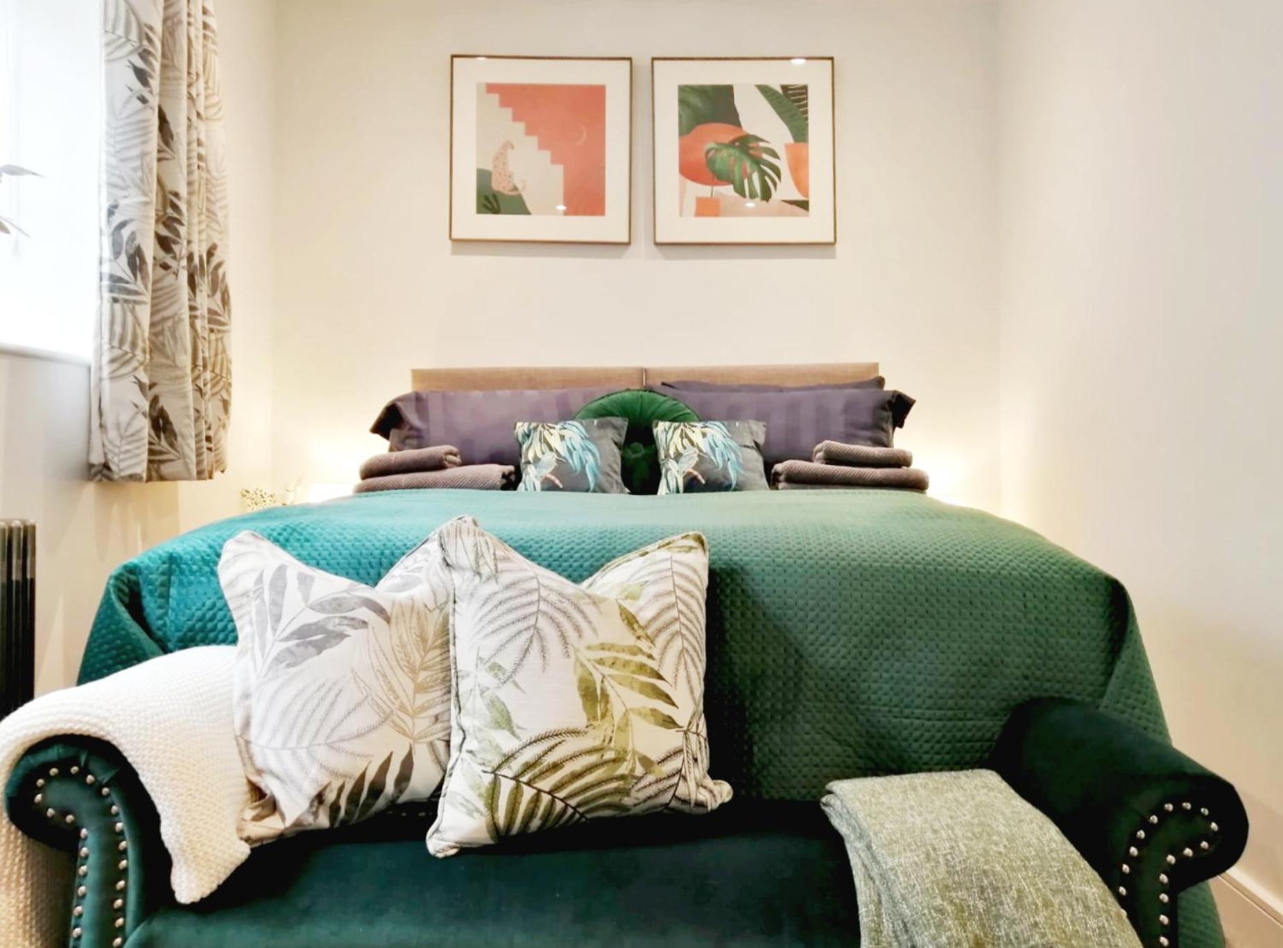 Apartment Cosy Old Coach House Near Montpelier & Town Centre