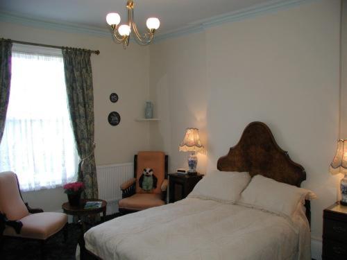Bed & Breakfast Badger Towers