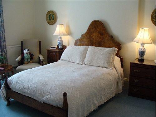 Bed & Breakfast Badger Towers