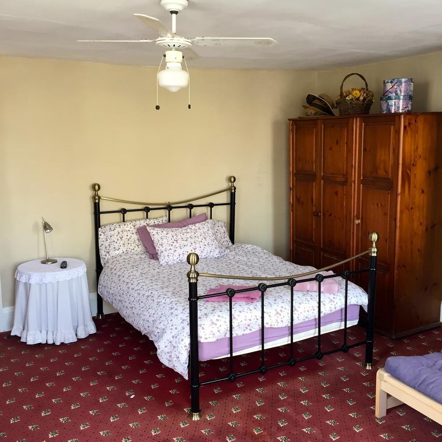Hotel The Bell Cheltenham