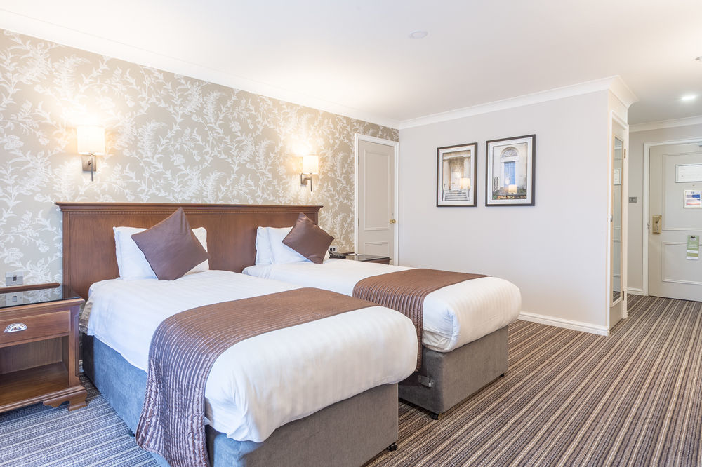 Hotel Doubletree By Hilton Cheltenham-cotswolds 4*