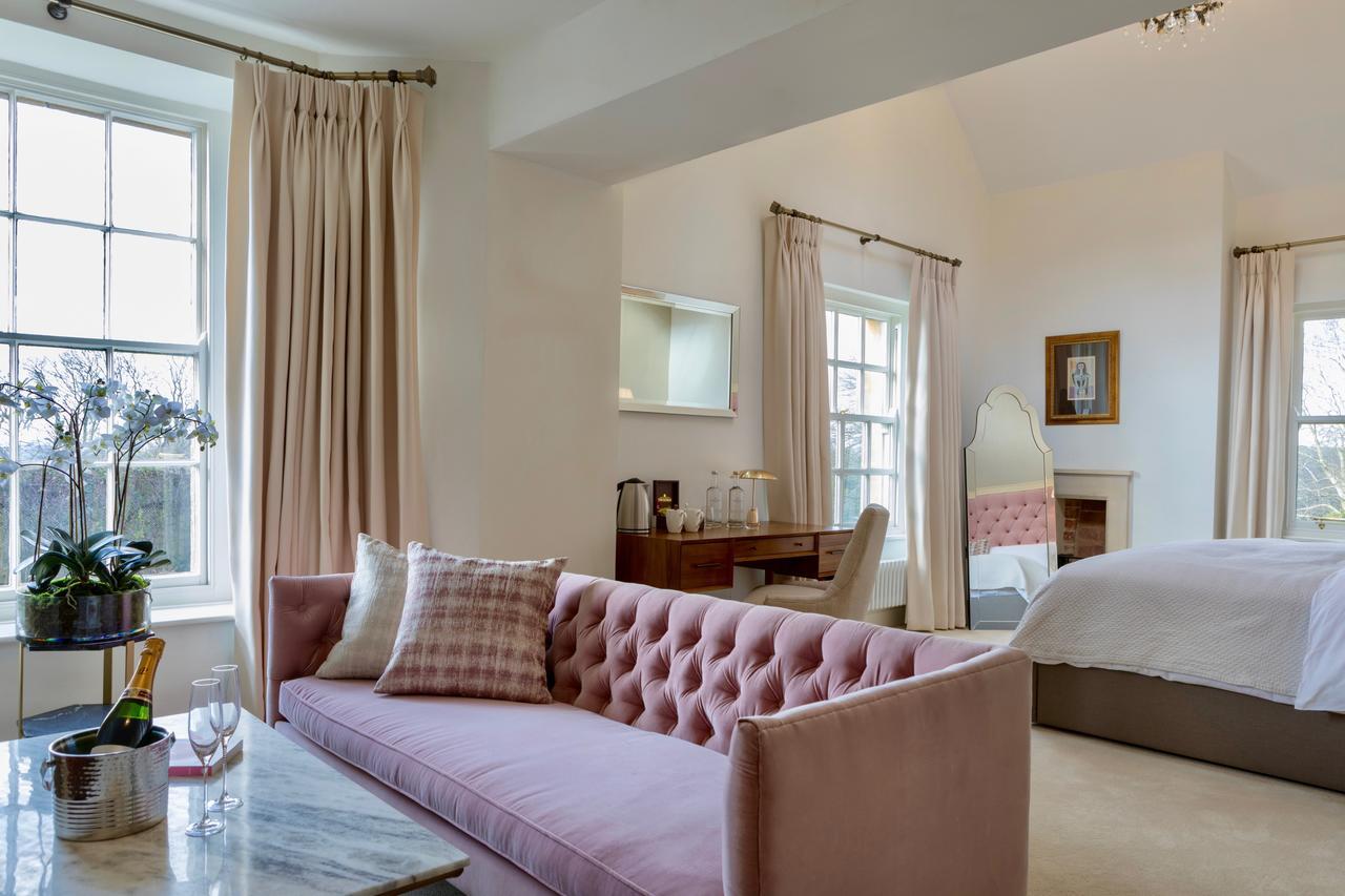 Crestow House Guest house 5*