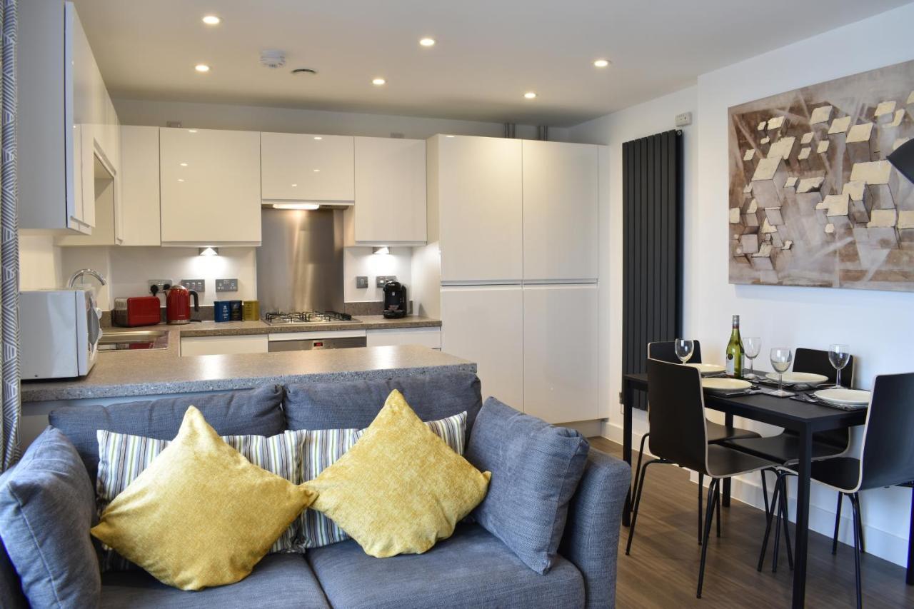 Apartment Penthouse In Central *