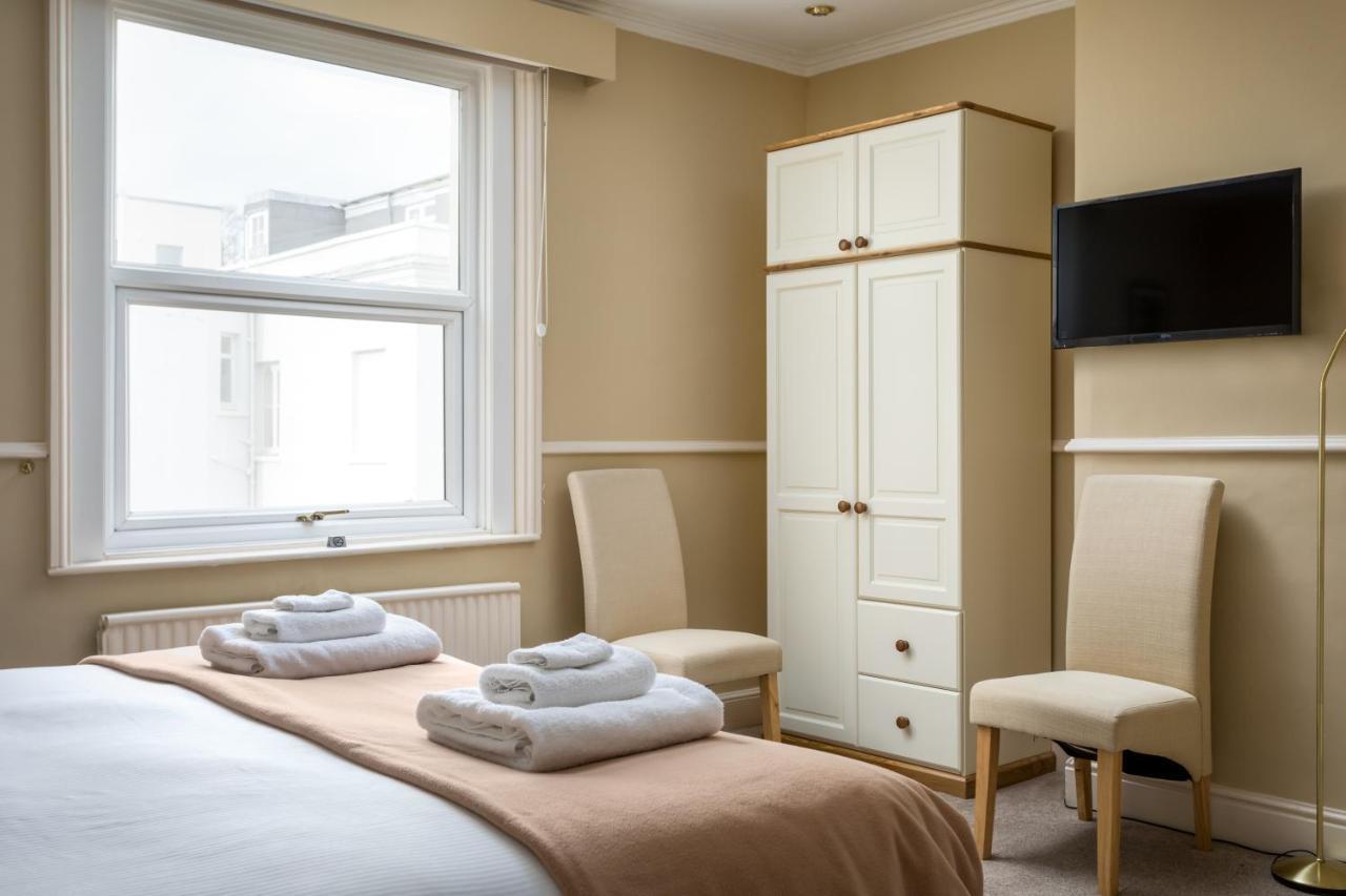 Crossways Guest house Cheltenham