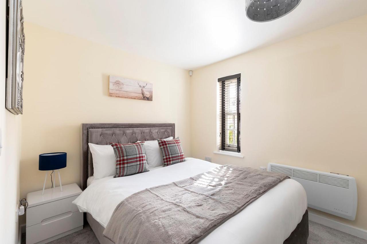 Ground Floor 2 Bedroom Town Centre Apartamento
