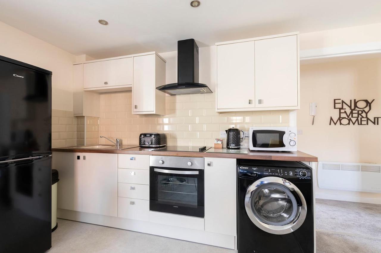 Ground Floor 2 Bedroom Town Centre Apartamento