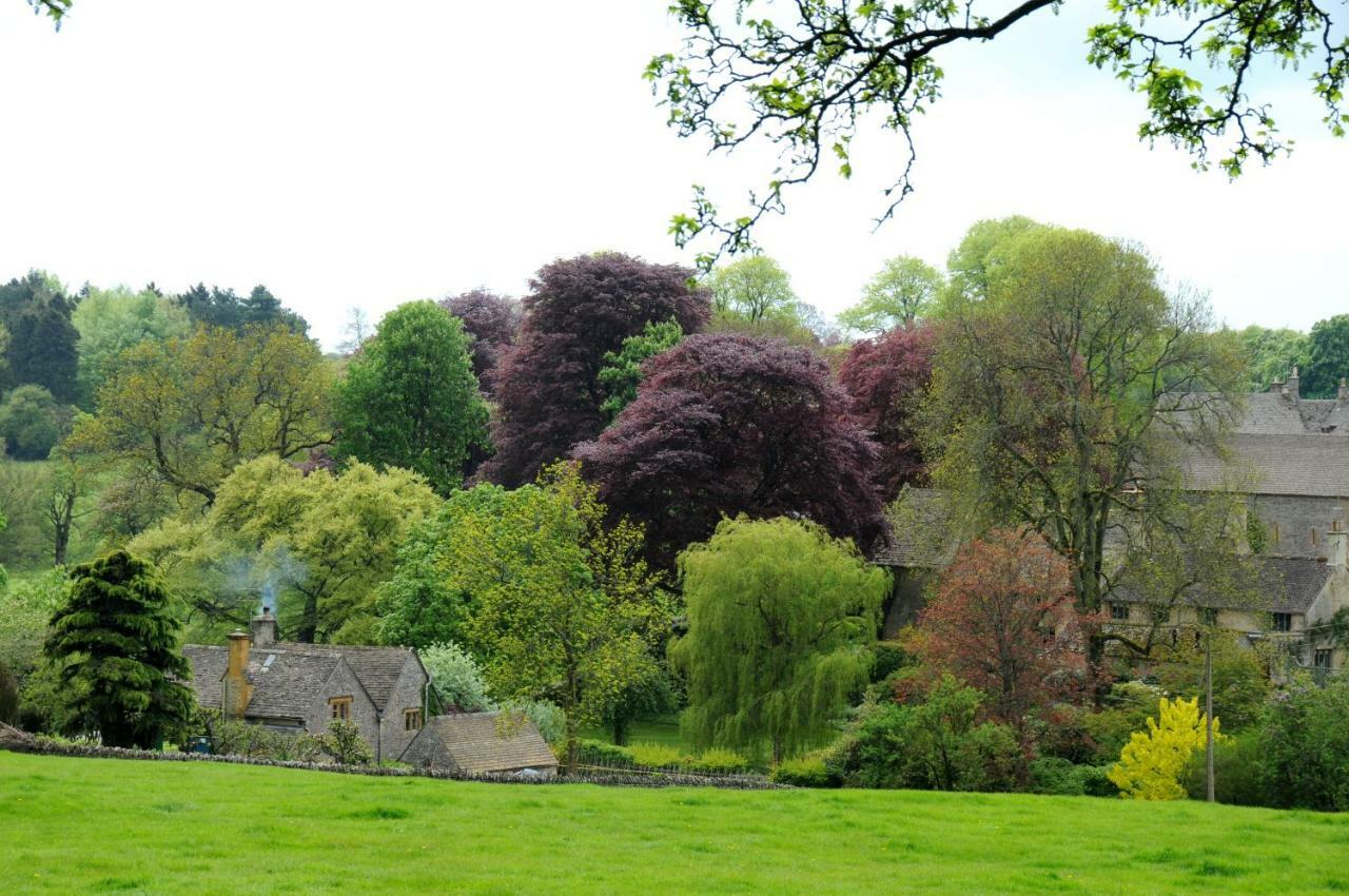 Buttercup Glamping Pod Tenda de luxo Cheltenham