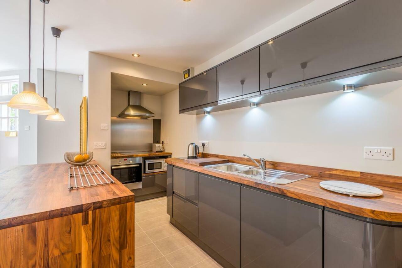 Luxury - 22 Garden Flat Cheltenham