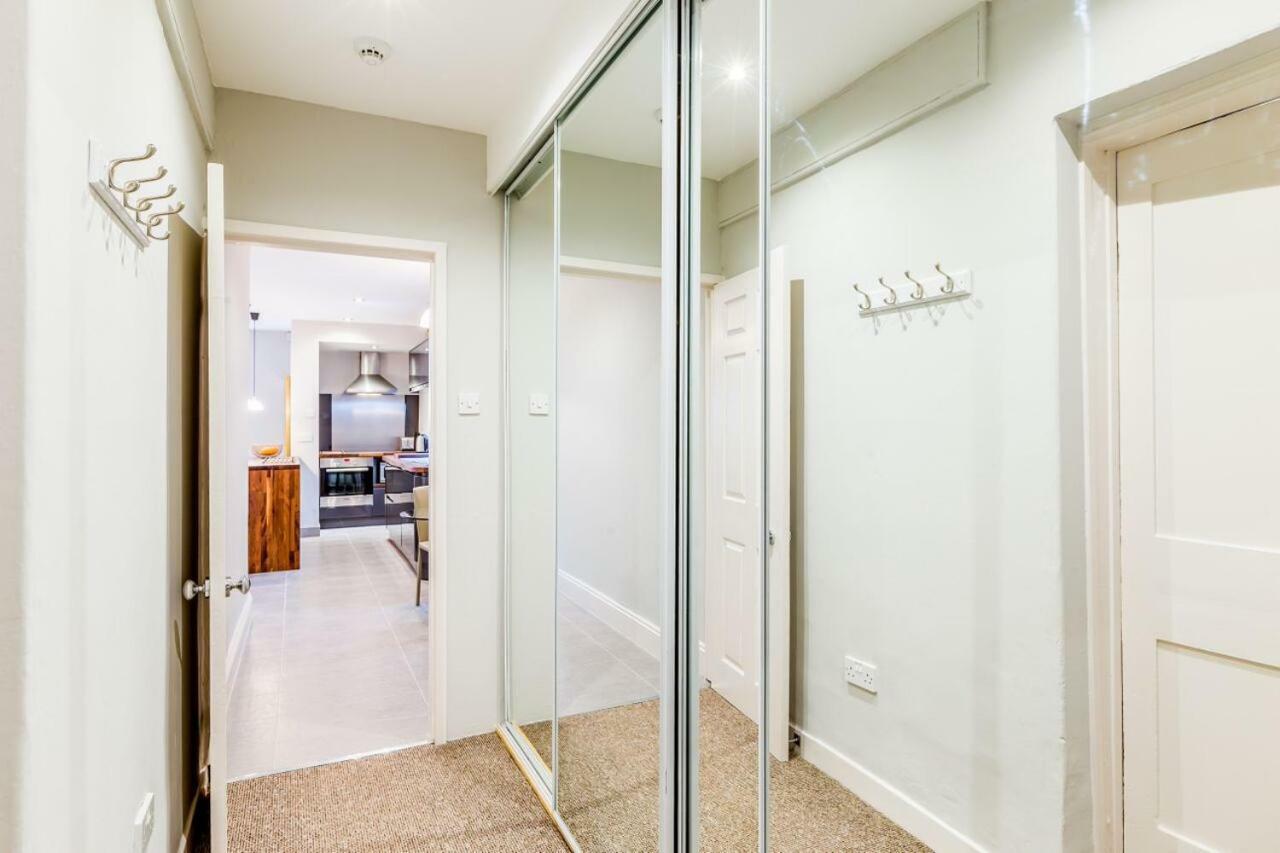 Luxury - 22 Garden Flat Apartment *