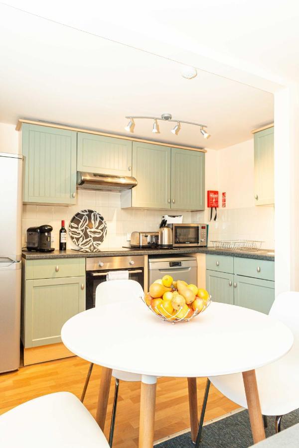 St Georges Apartments, Self Contained Units * Cheltenham